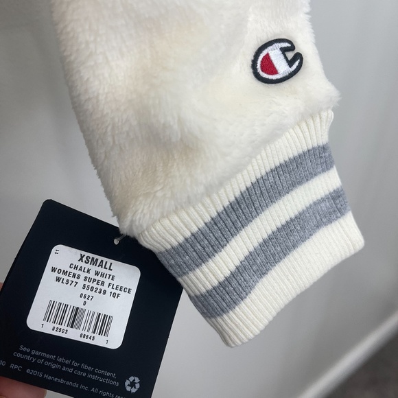 Champion Super Fleece Cream Cropped Sweater XS NWT - Picture 6 of 11